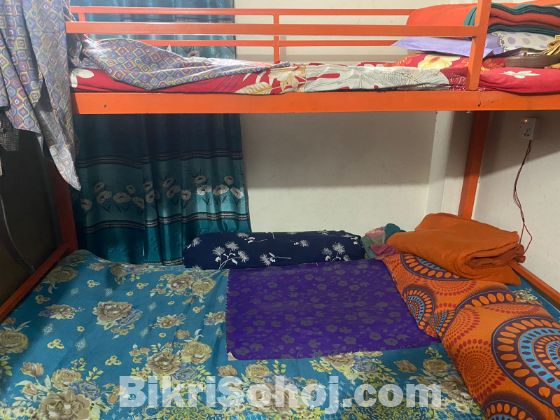 দোতলা ষ্টিলের খাট